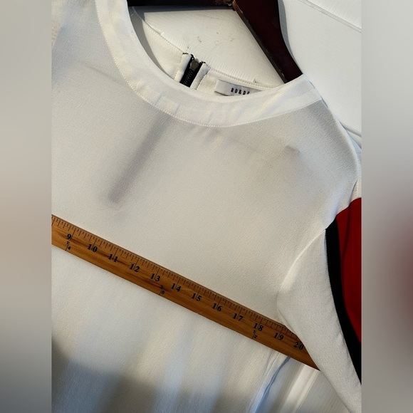 RO & DE White Blouse Red Black Sleeve Stripes Sz MED Elastic Cuffs Back Zipper - Picture 8 of 12